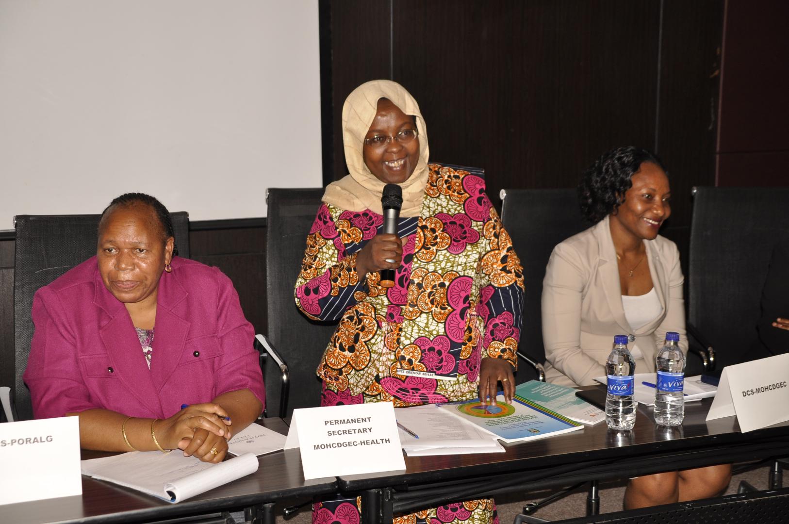 Walking together in the fight against non-communicable diseases | WHO
